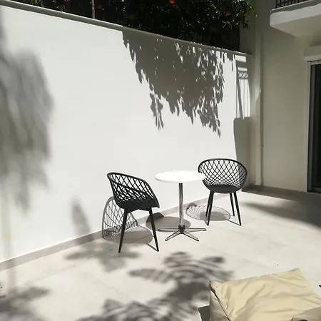 Olympus Apartment *